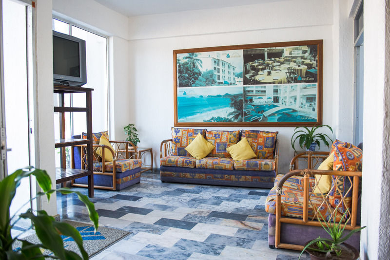 Hotel Club Nautico El Dorado 圣帕特里西奥梅拉克 外观 照片